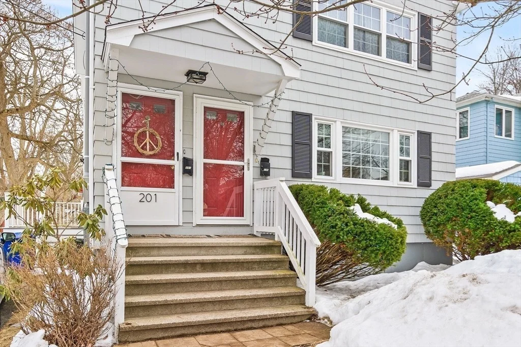 Photo of Unit 199 at 199 Everett St