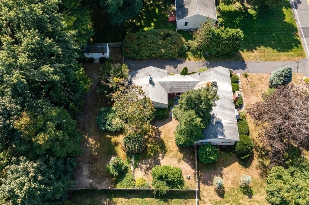Photo of 139 Burbank Road