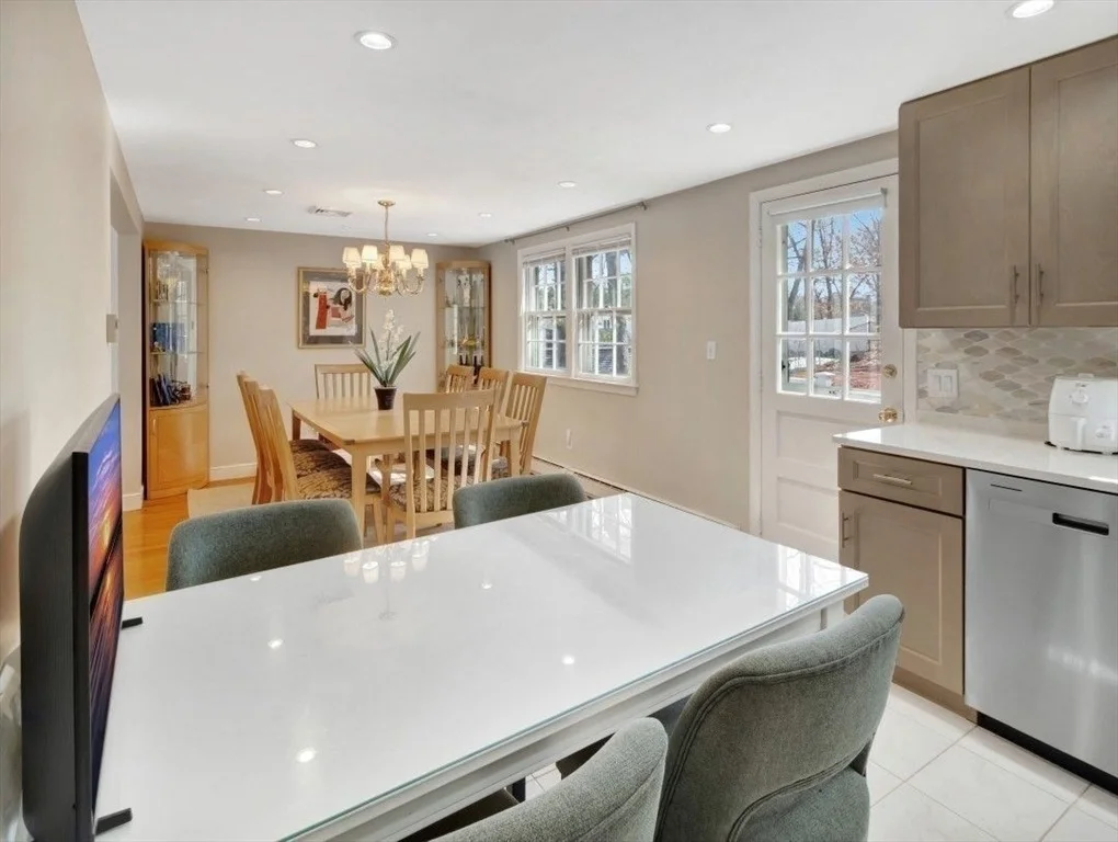 Photo of 22 Susan Dr