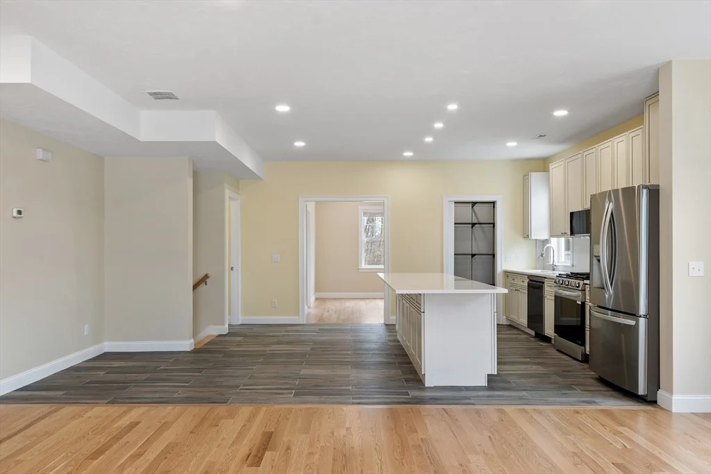 Photo of 23 Leslie Rd