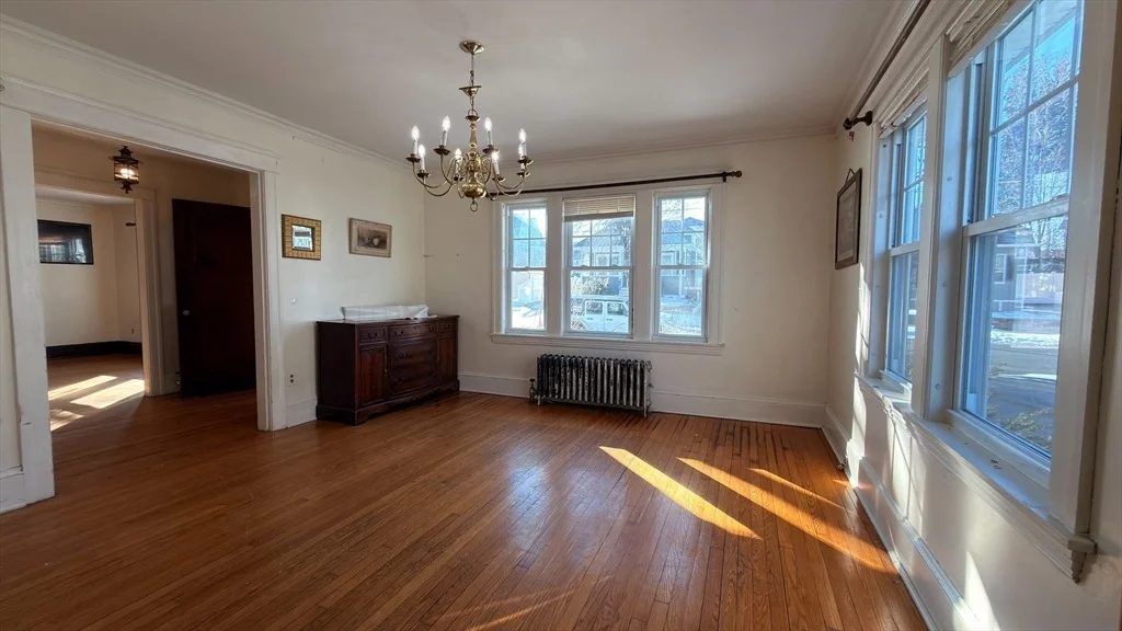 Photo of 39 Whitmarsh Avenue