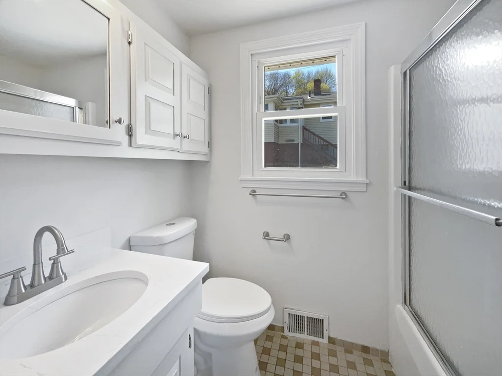 Photo of 40 Kosta St