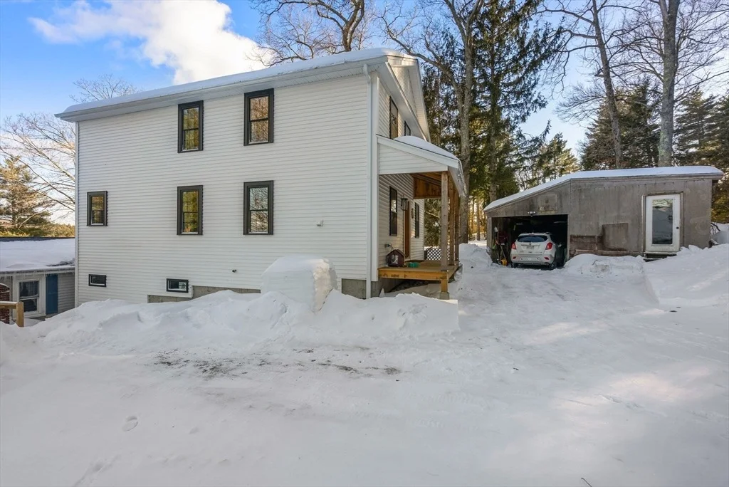 Photo of 178 Brimfield Rd