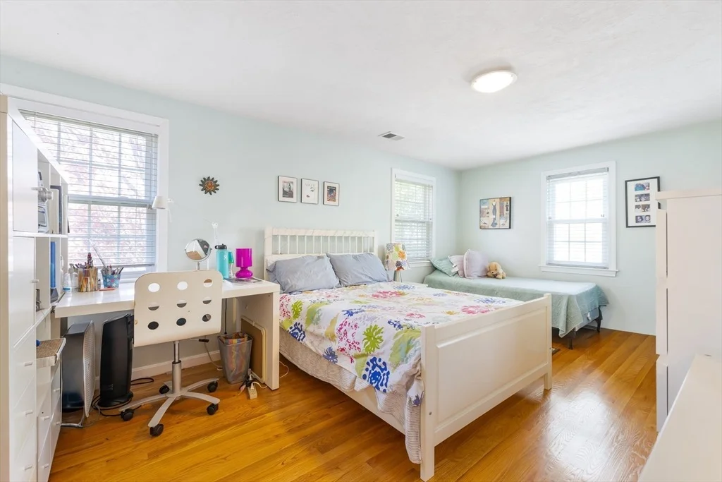 Photo of 32 Smith Ave