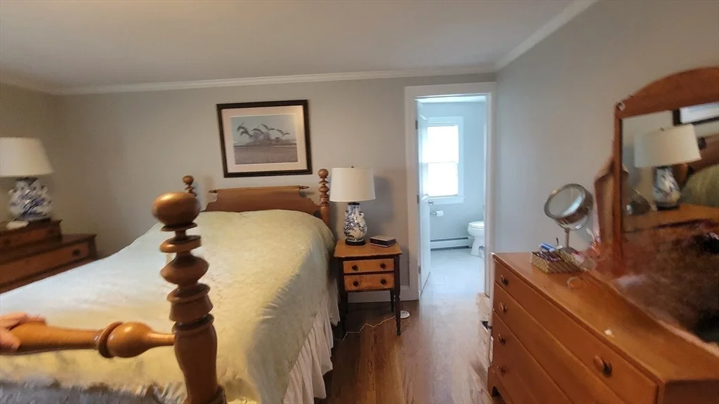 Photo of 294 Great Plain Ave