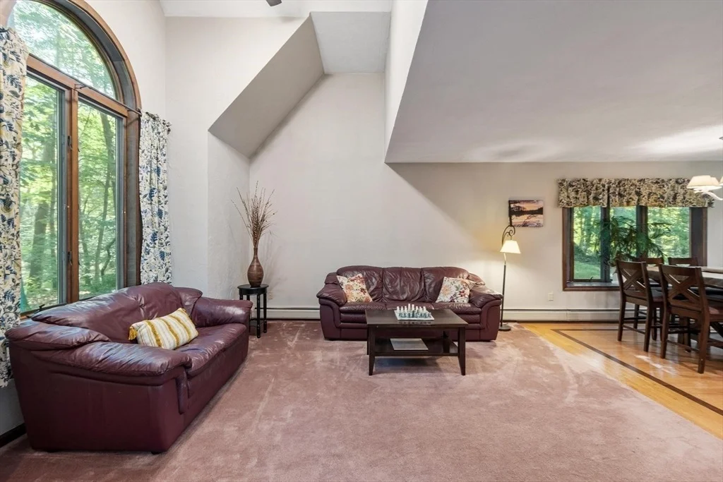 Photo of 140 Thurlow Street