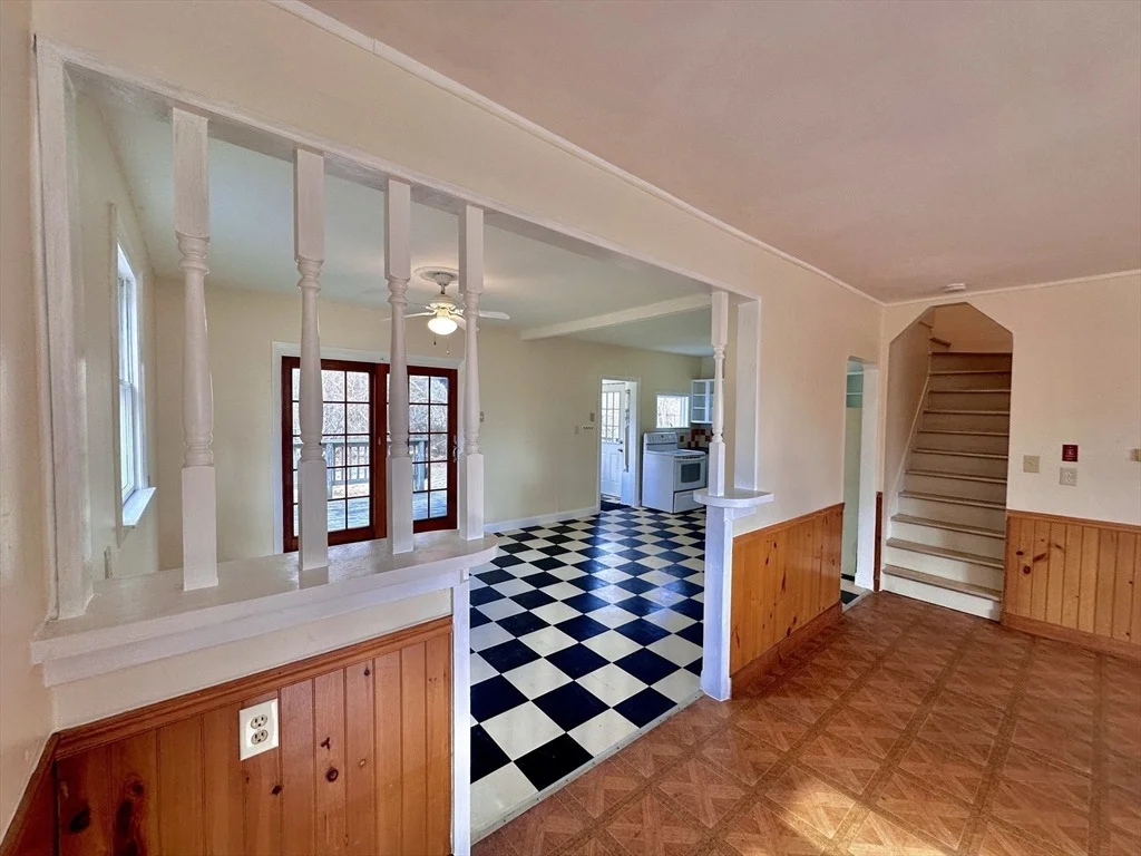 Photo of 40 Sandwich Rd