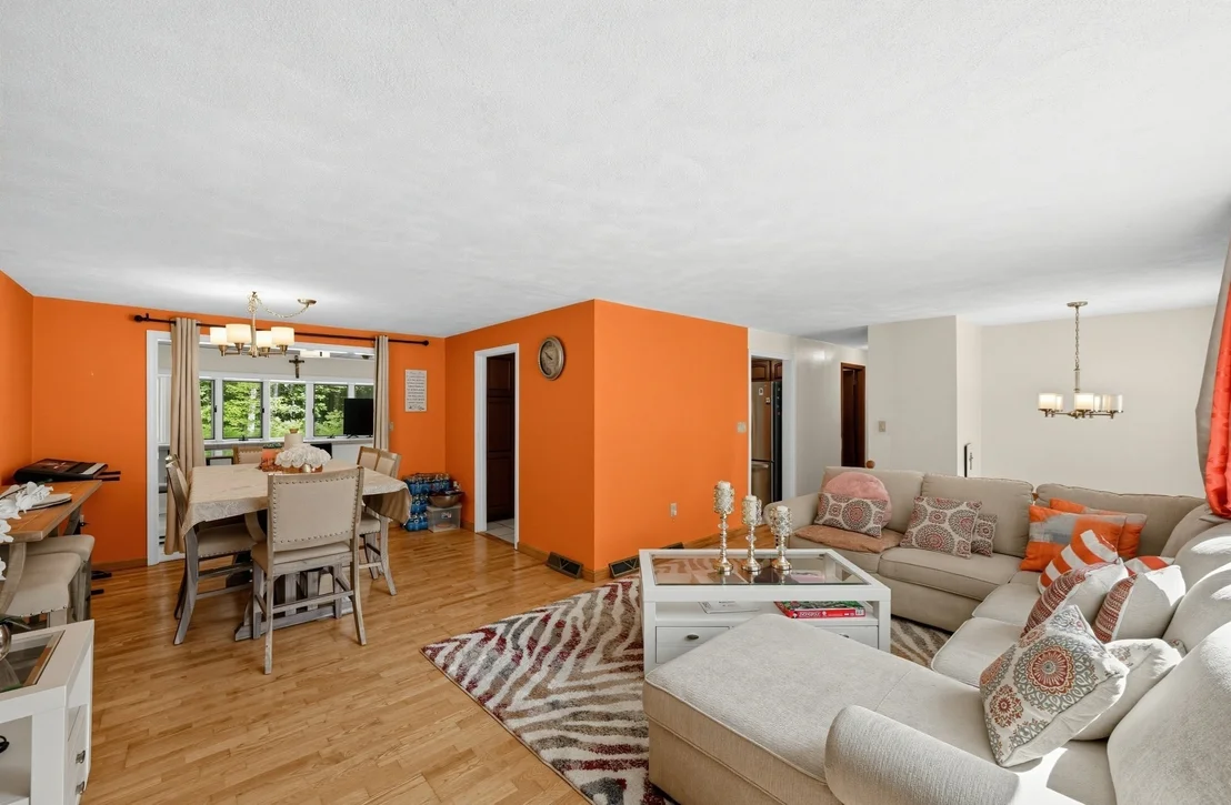 Photo of 7 Balsam Dr