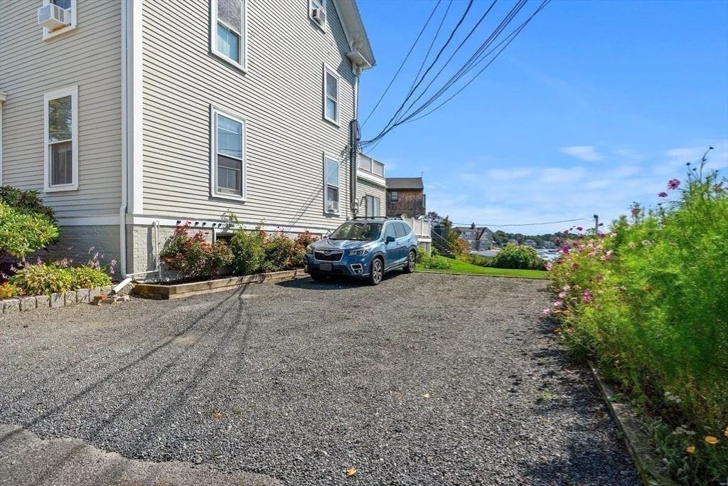 Photo of Unit 3 at 60 Gregory