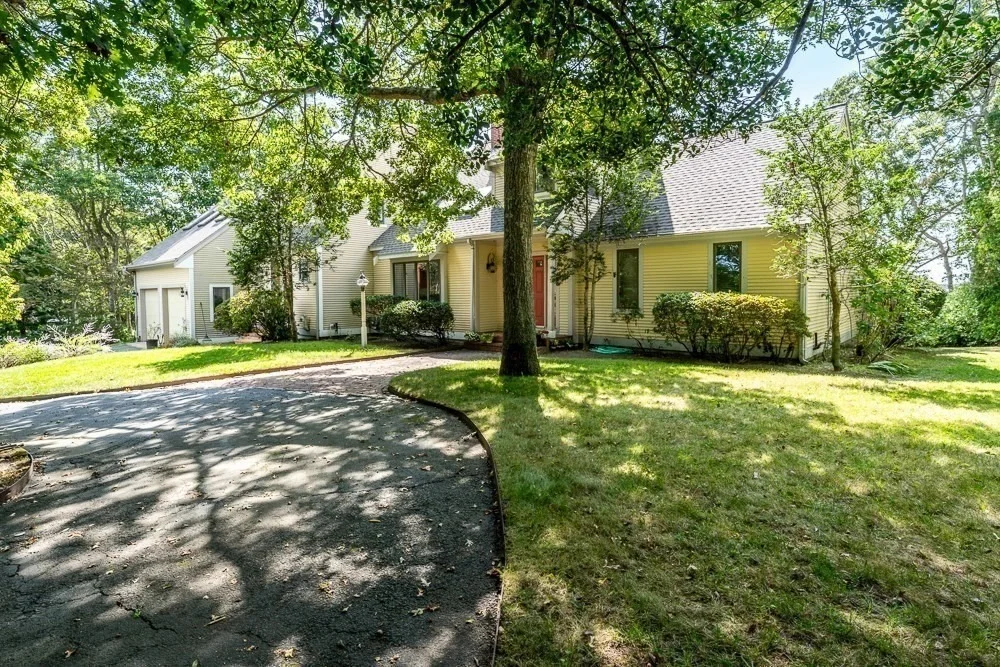 Photo of 498 Elliott Road