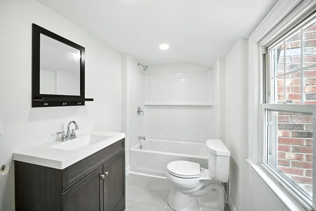 Photo of 17 Marquette St