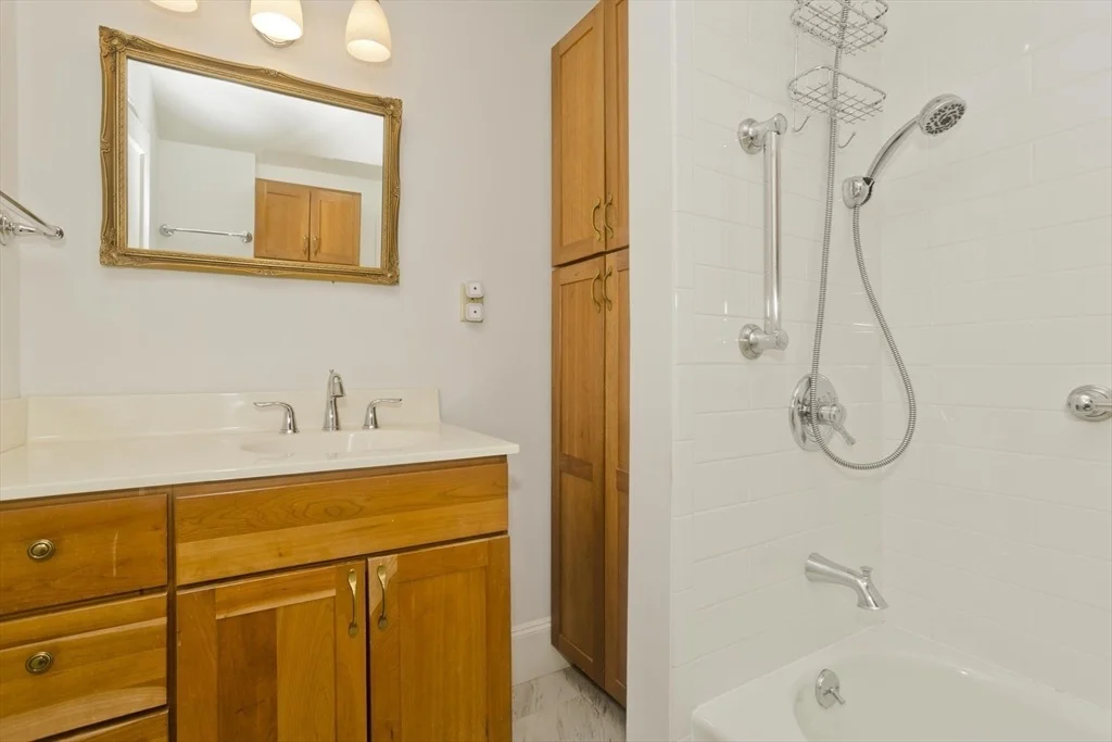 Photo of 44 Meredith St