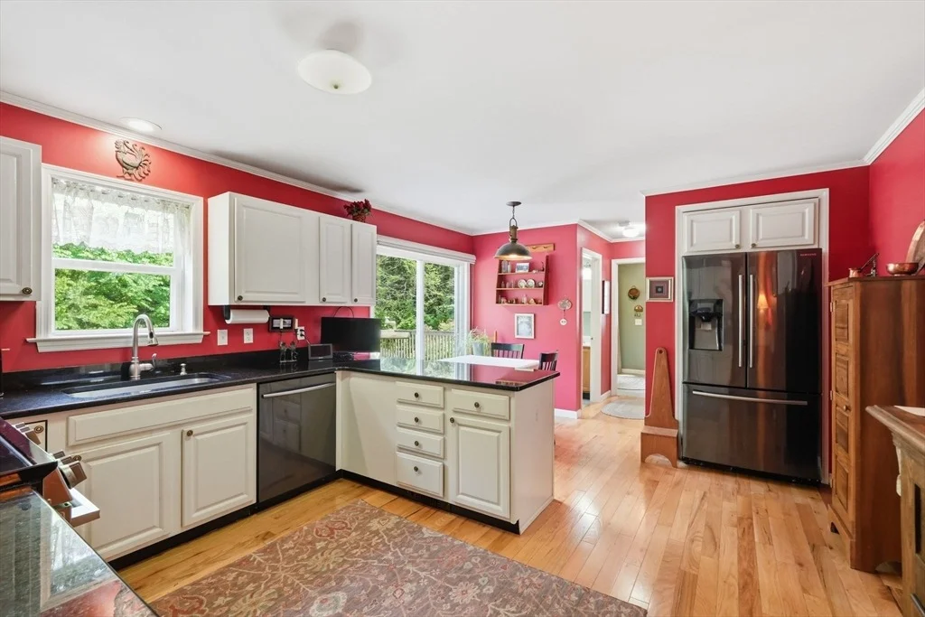 Photo of 17 Phelps Ln