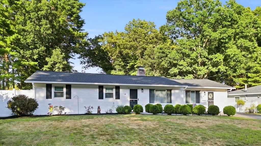 Photo of 67 Leigh St.