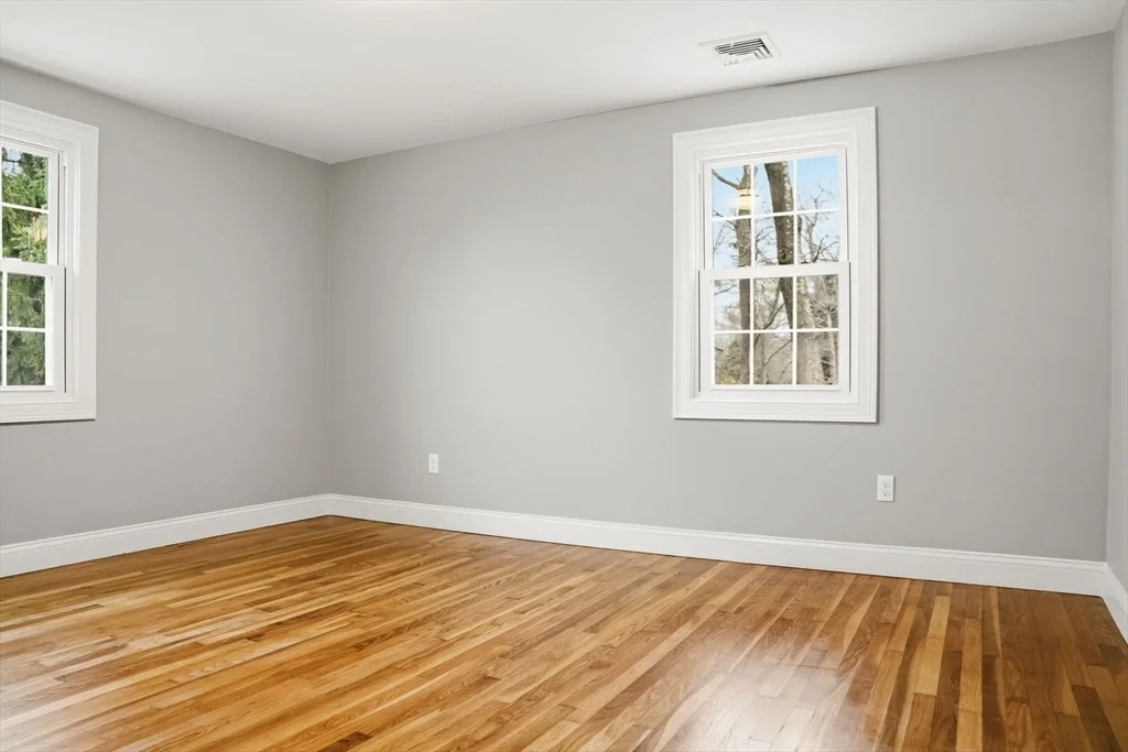 Photo of 308 Robert Street