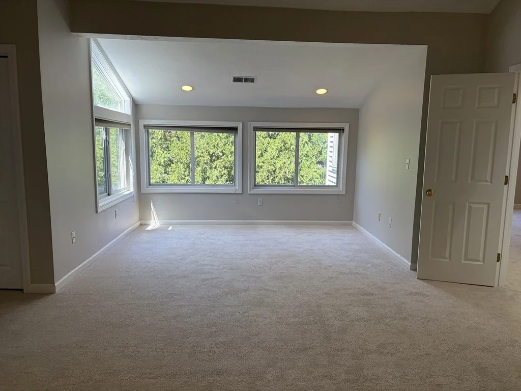 Photo of Unit 33 at 33 Half Crown Cir