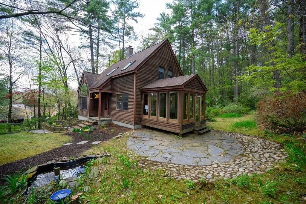 Photo of 8 Kingman Rd