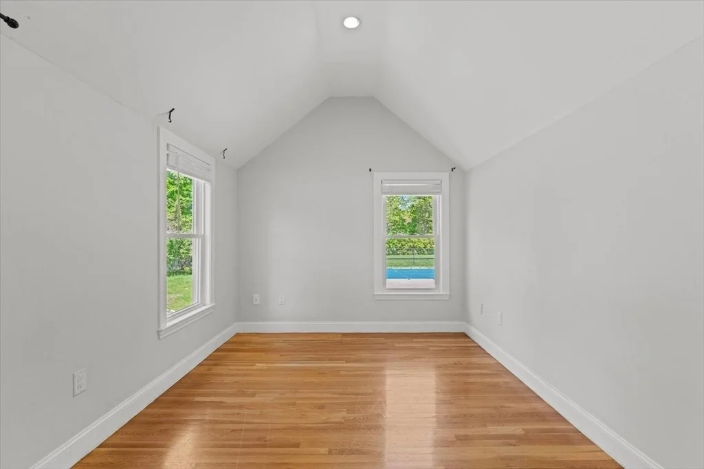 Photo of 20 Pine Street