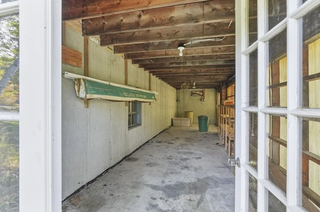 Photo of 330 Benjamin Street