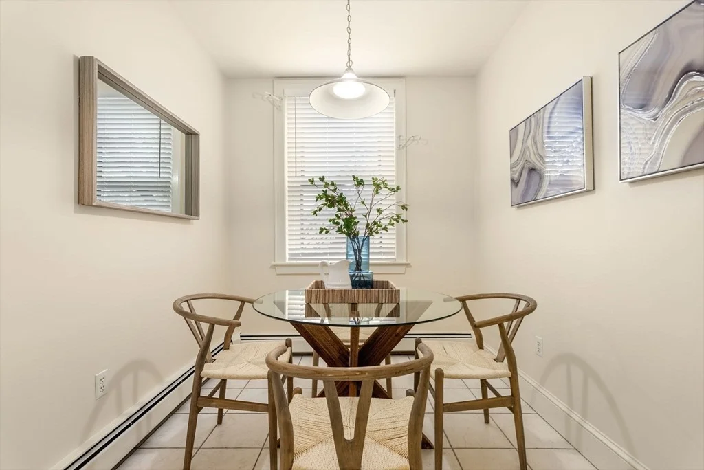 Photo of Unit 3 at 7 Regent Cir