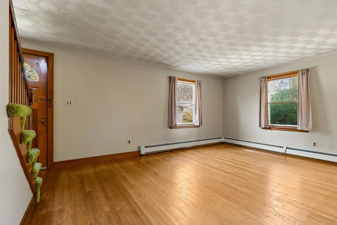 Photo of 40 Valentine Rd