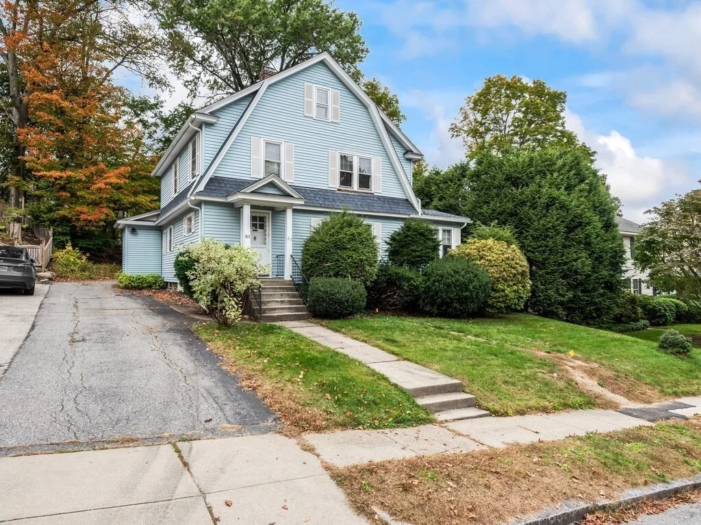 Photo of 83 Commodore Rd