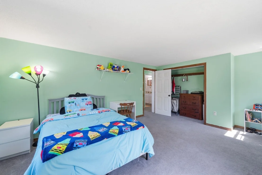 Photo of 380 Plumtree Rd