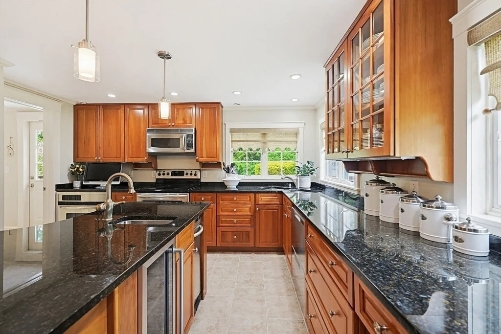 Photo of 310 Sumner St