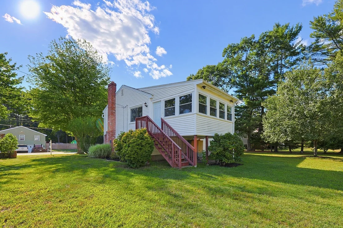 Photo of 1 Garrison Dr