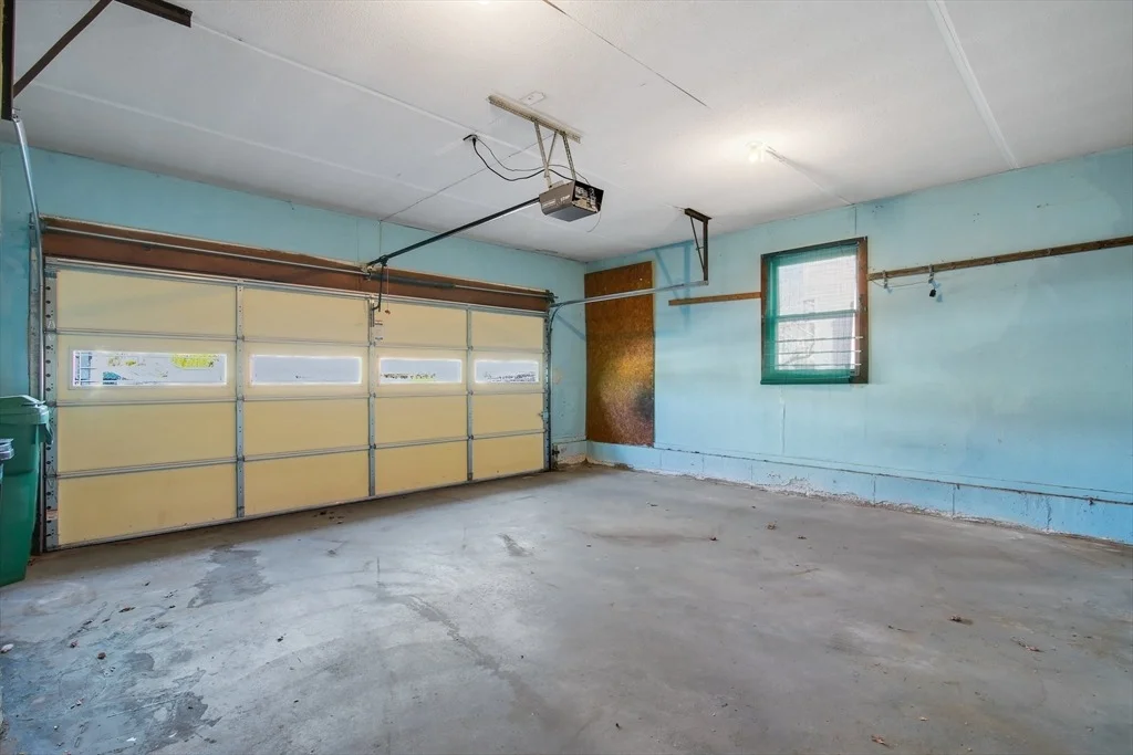 Photo of 17 Labelle Cir