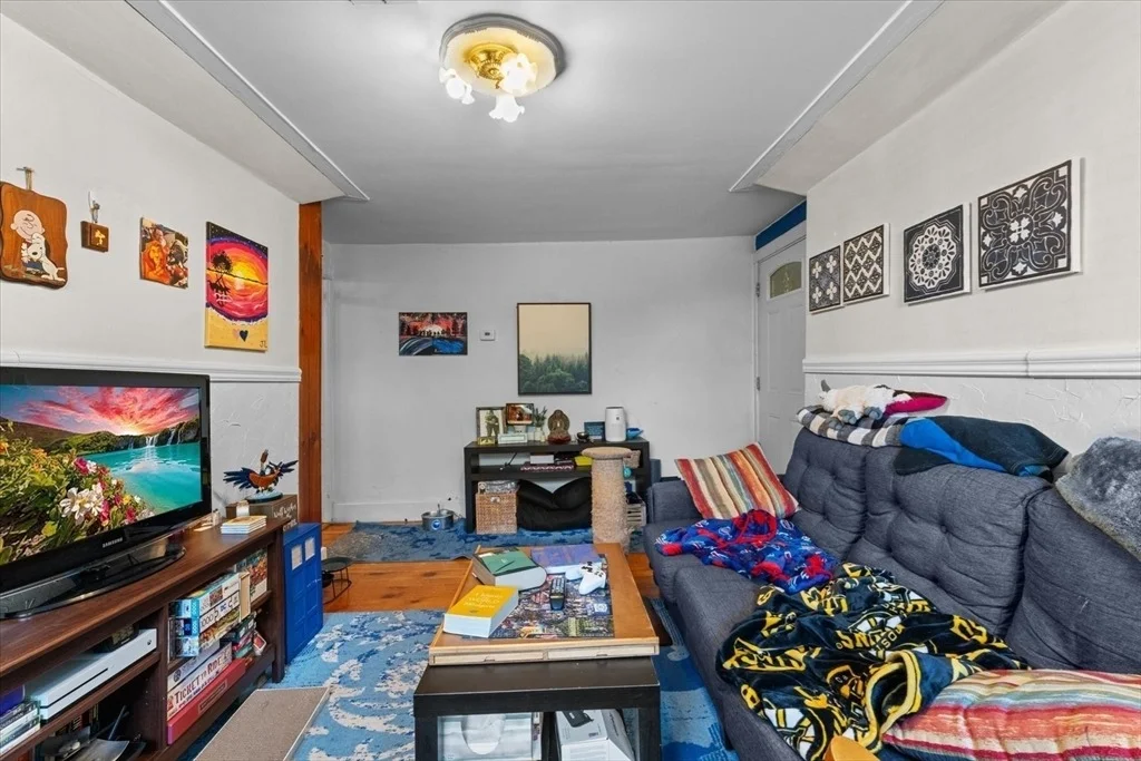 Photo of 15 Steele St