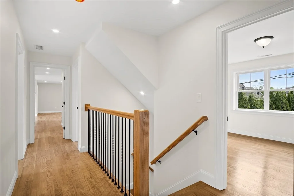 Photo of 7 Locust Street
