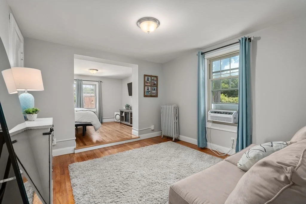 Photo of 107 Perkins St