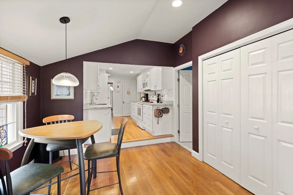 Photo of 472 Brook St