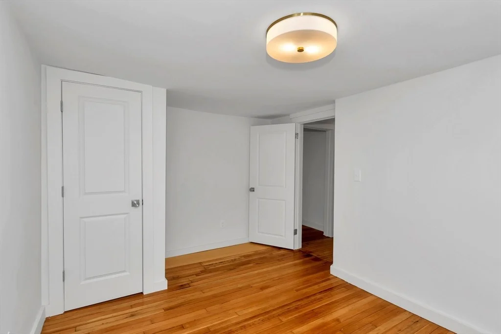 Photo of 194 Lockhouse Rd
