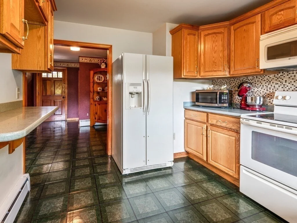Photo of 30 Russell Hill Rd