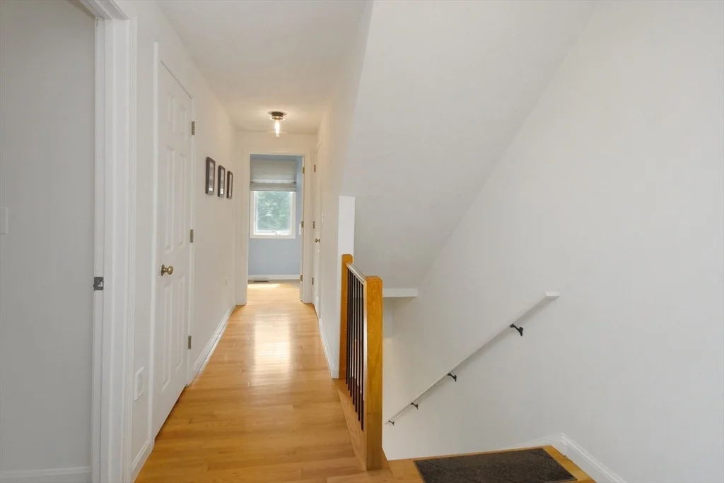 Photo of Unit 4 at 6 Deer Path