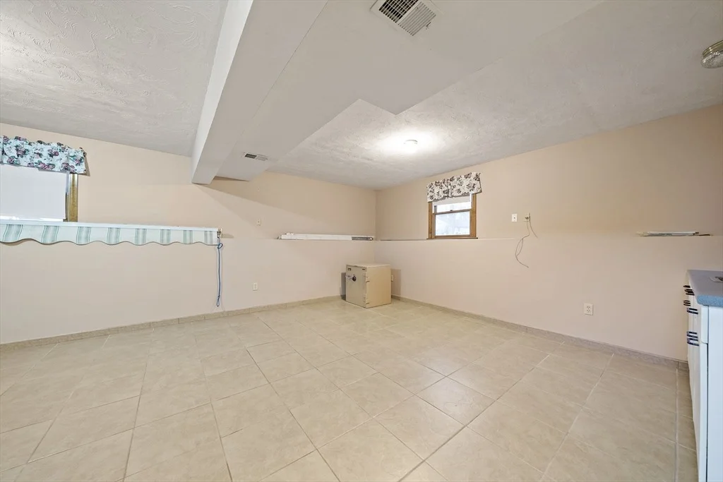 Photo of 4 Evan Cain Way