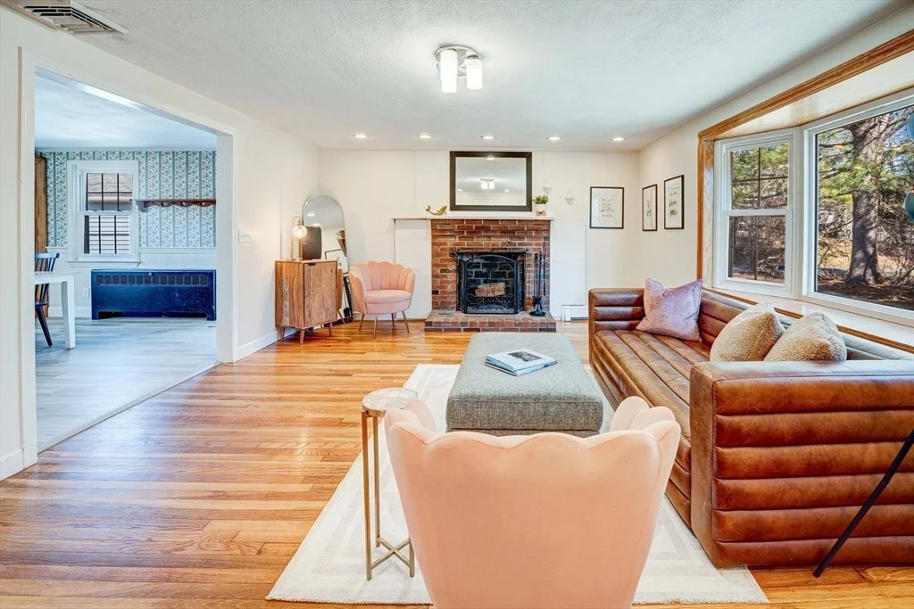 Photo of 99 Willow St