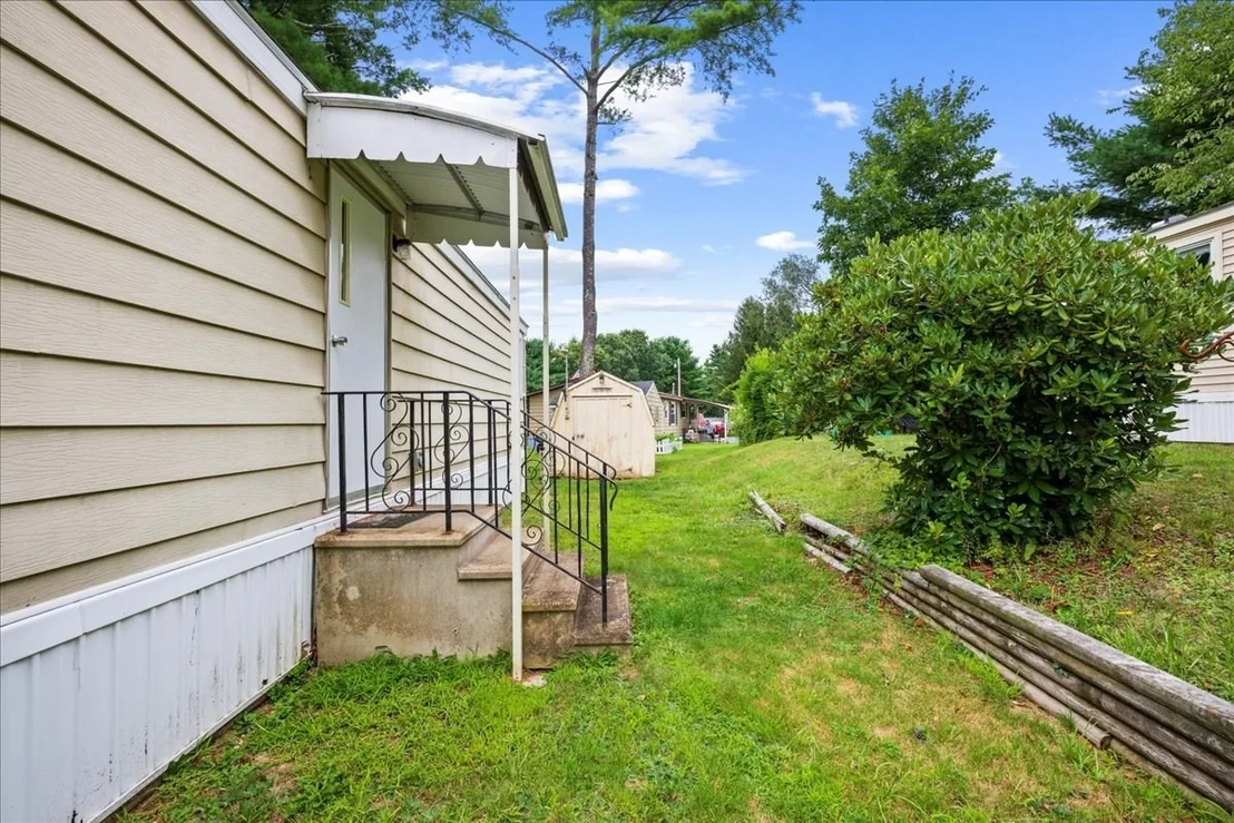 Photo of 126 Pine Ave