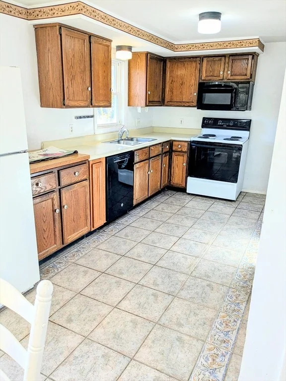 Photo of 41 Walnut Hill Dr