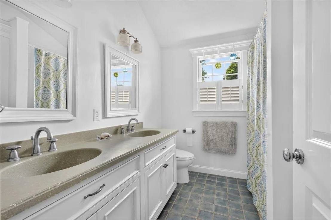 Photo of 50 Kimball Beach Rd