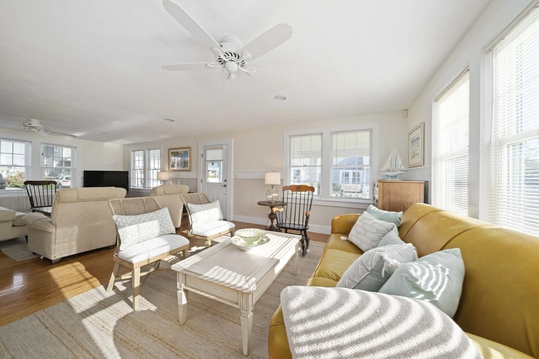 Photo of 117 Manomet Ave.