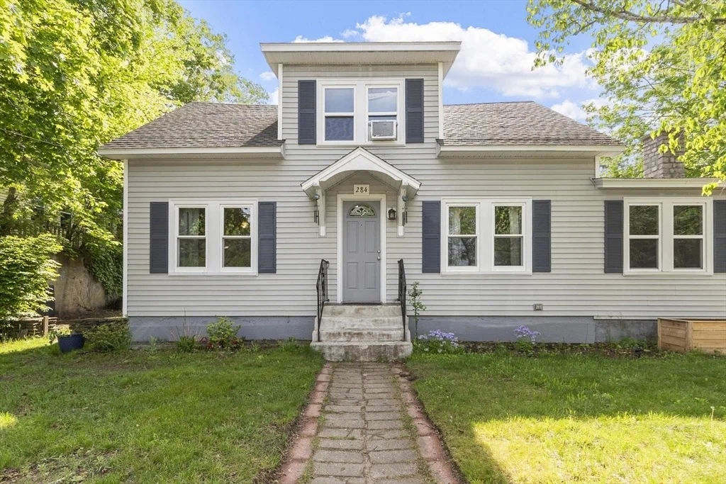 Photo of 284 Drury Ave.