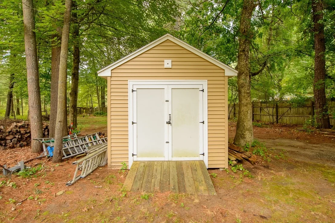 Photo of 135 Lowell Rd