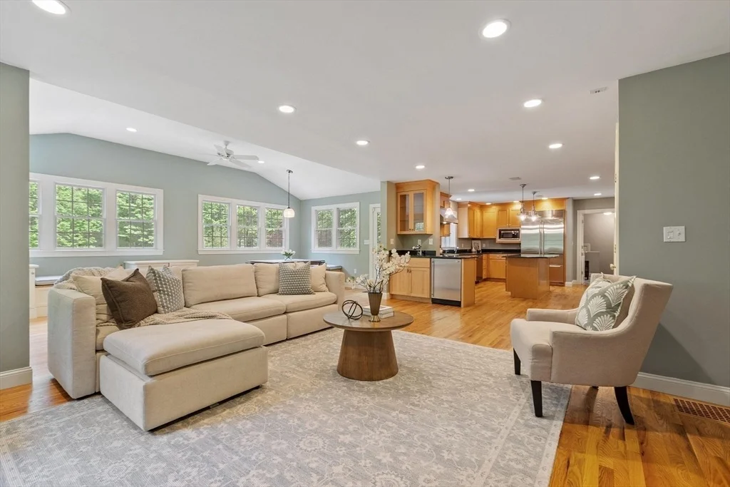 Photo of 156 Maple Street