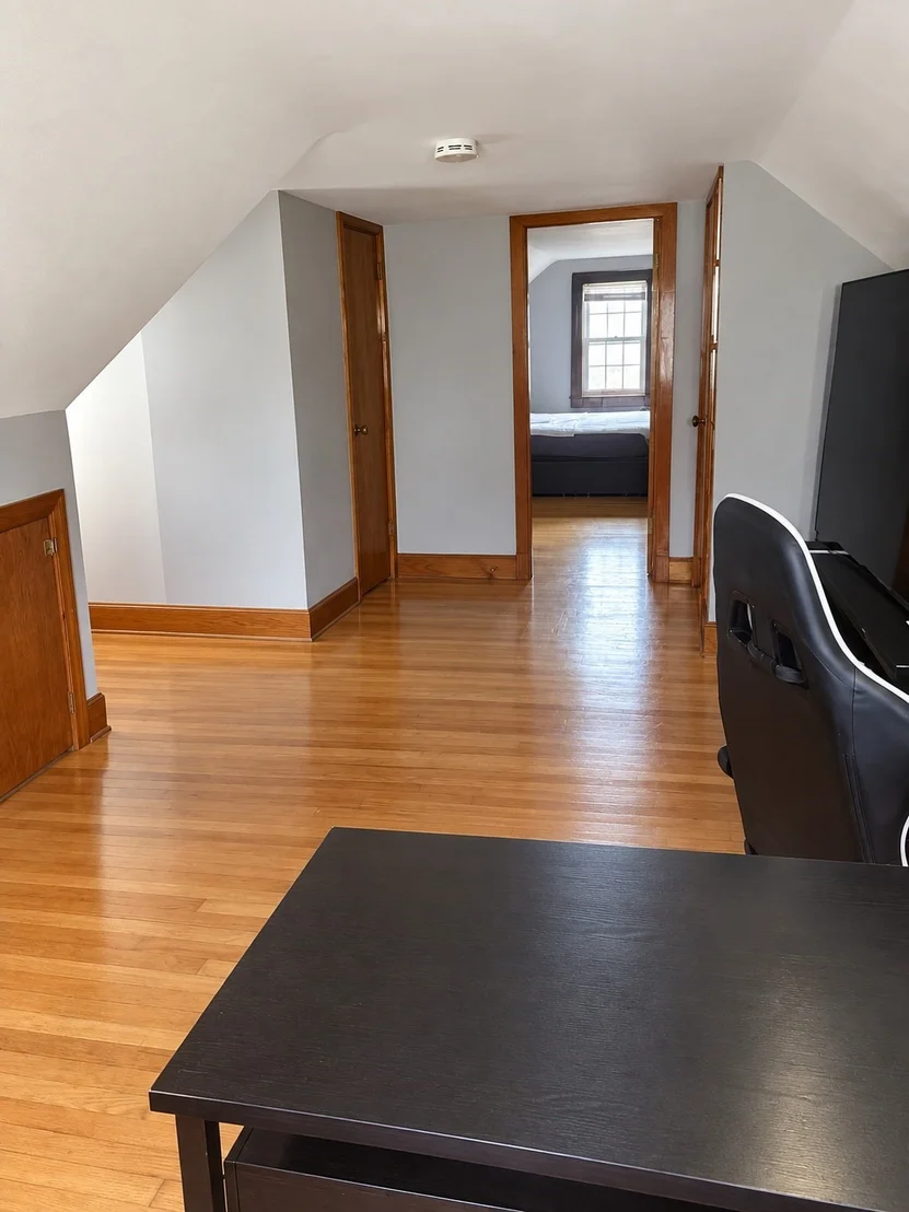 Photo of 223 East St