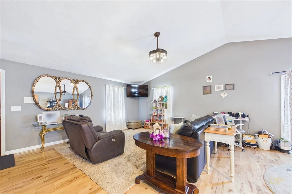 Photo of 212 Haffards St
