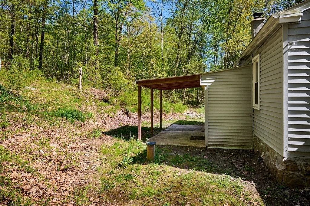Photo of 140 Amherst Rd