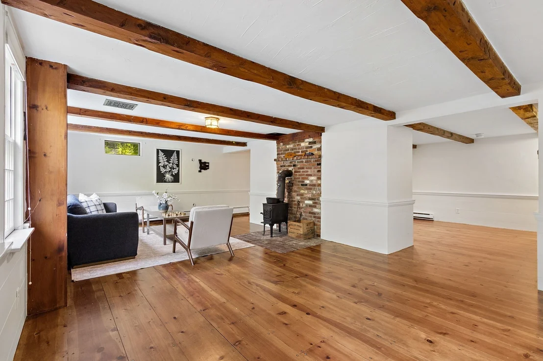 Photo of 35 Bare Hill Road
